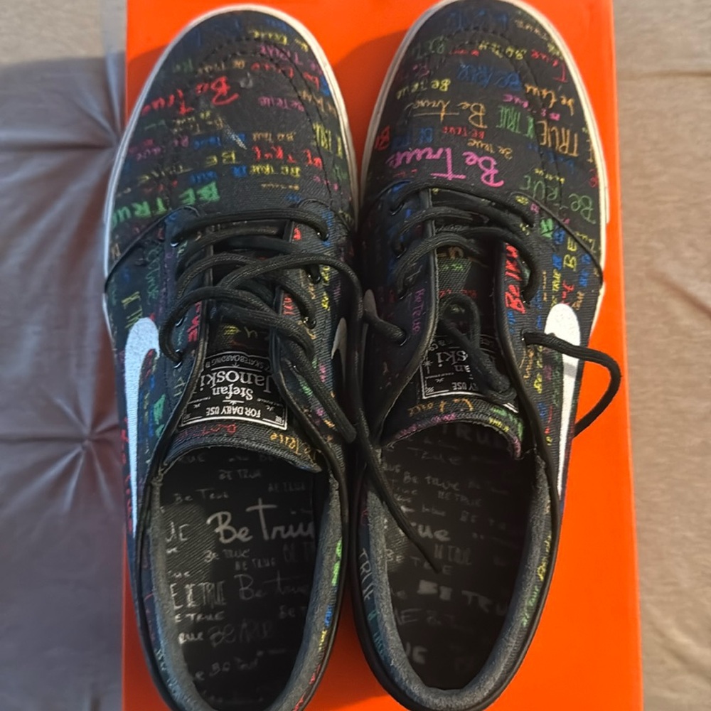 Be True collection size 7.5 Stafan Janoski SB